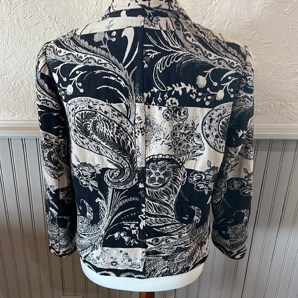 CHICO’S Jacket - Picture 4 of 9
